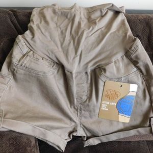 WOMEN’S. BELLA VIDA MATERNITY SHORTS